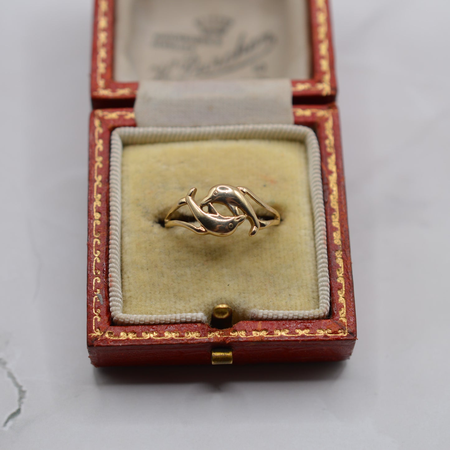 Y2K-Era 9ct Gold Dolphin Ring