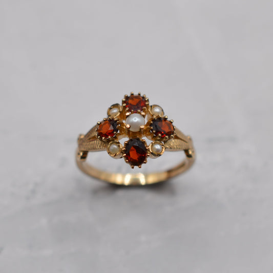1990s 9ct Gold Garnet & Pearl Cluster Ring
