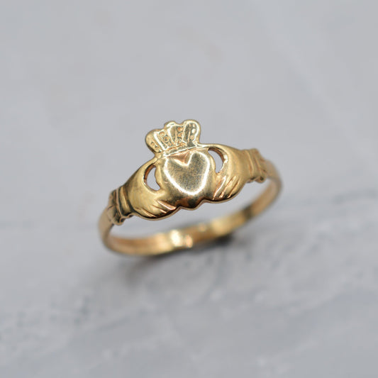 Vintage 9ct Gold Claddagh Ring
