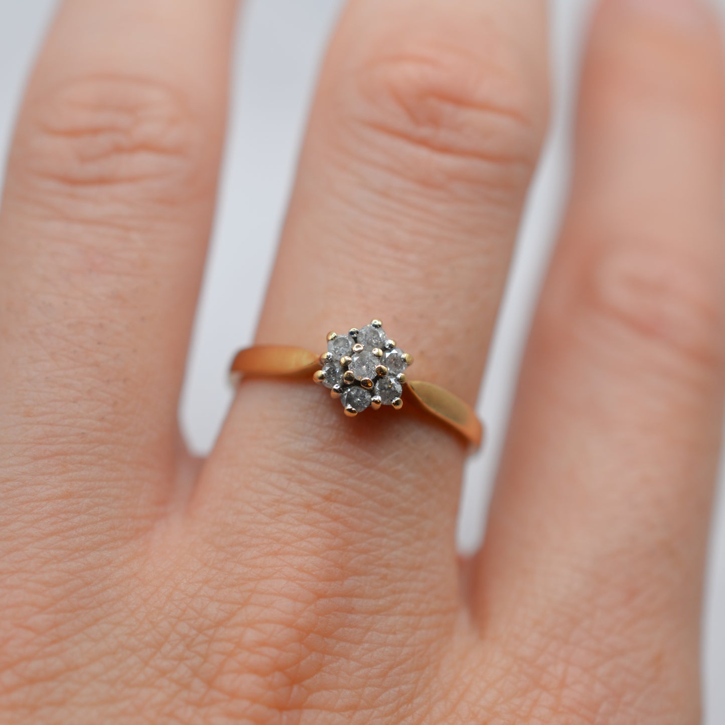 18ct Gold Diamond Cluster Ring