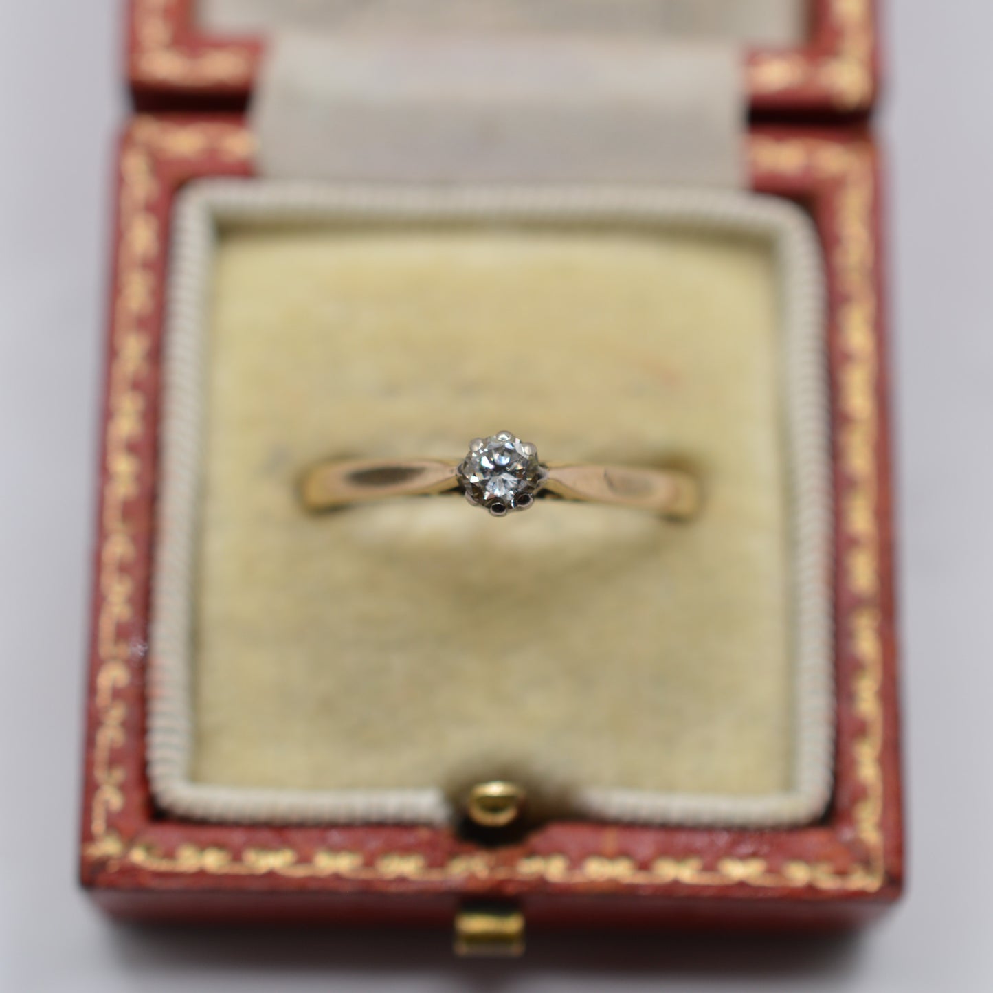 1980s Vintage 9ct Gold Diamond Solitaire Ring