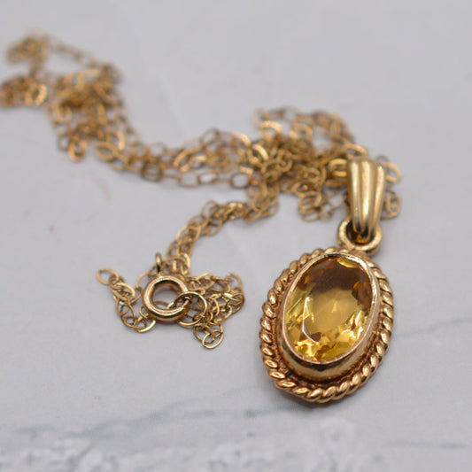 1970s Vintage 9ct Gold Citrine Pendant Necklace