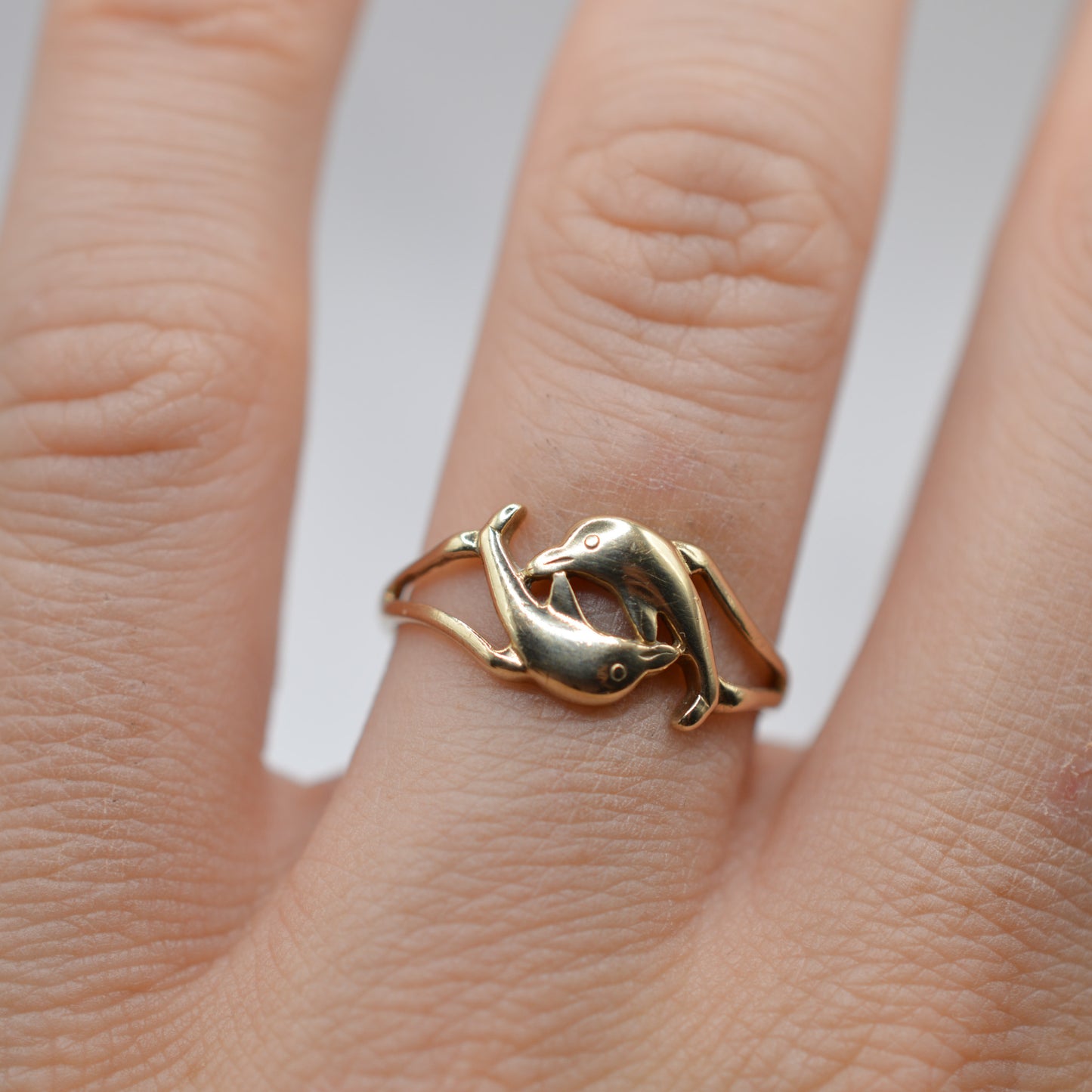 Y2K-Era 9ct Gold Dolphin Ring