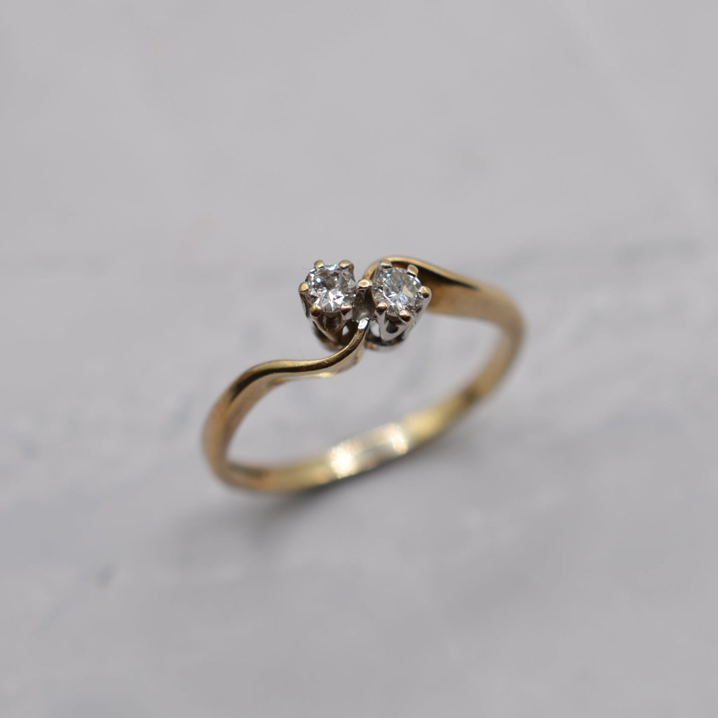 1980s 9ct Gold Diamond Toi-et-Moi Ring