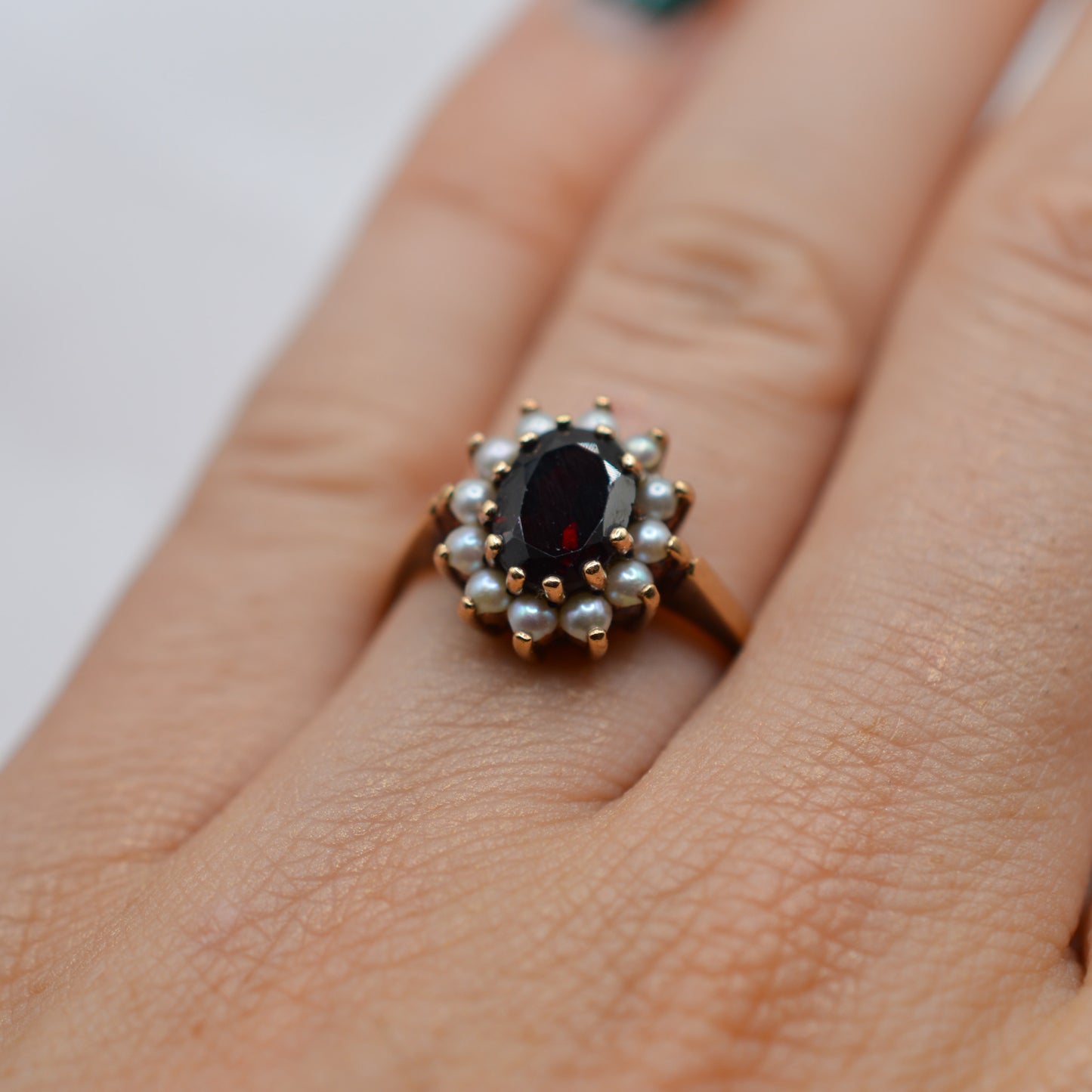 1960s Vintage 9ct Gold Garnet & Pearl Cluster Ring
