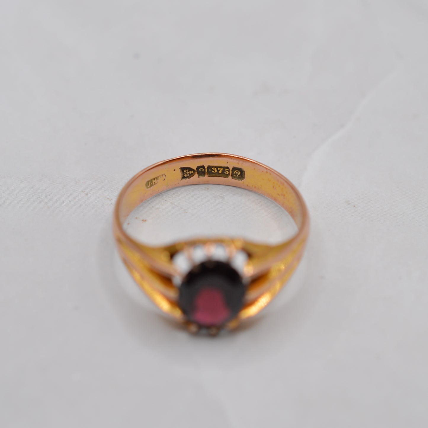 1916 Antique Chunky 9ct Gold Gents Garnet Signet Ring