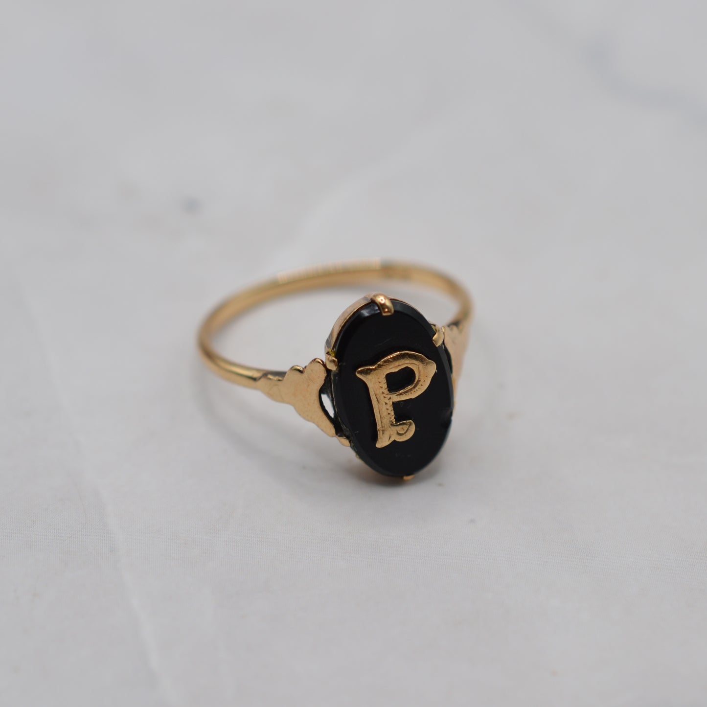 Antique Victorian 9ct Gold 'P' Initial Signet Ring