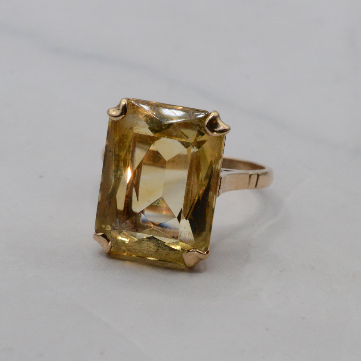 1960s Vintage Chunky 9ct Gold ~15ct Citrine Ring