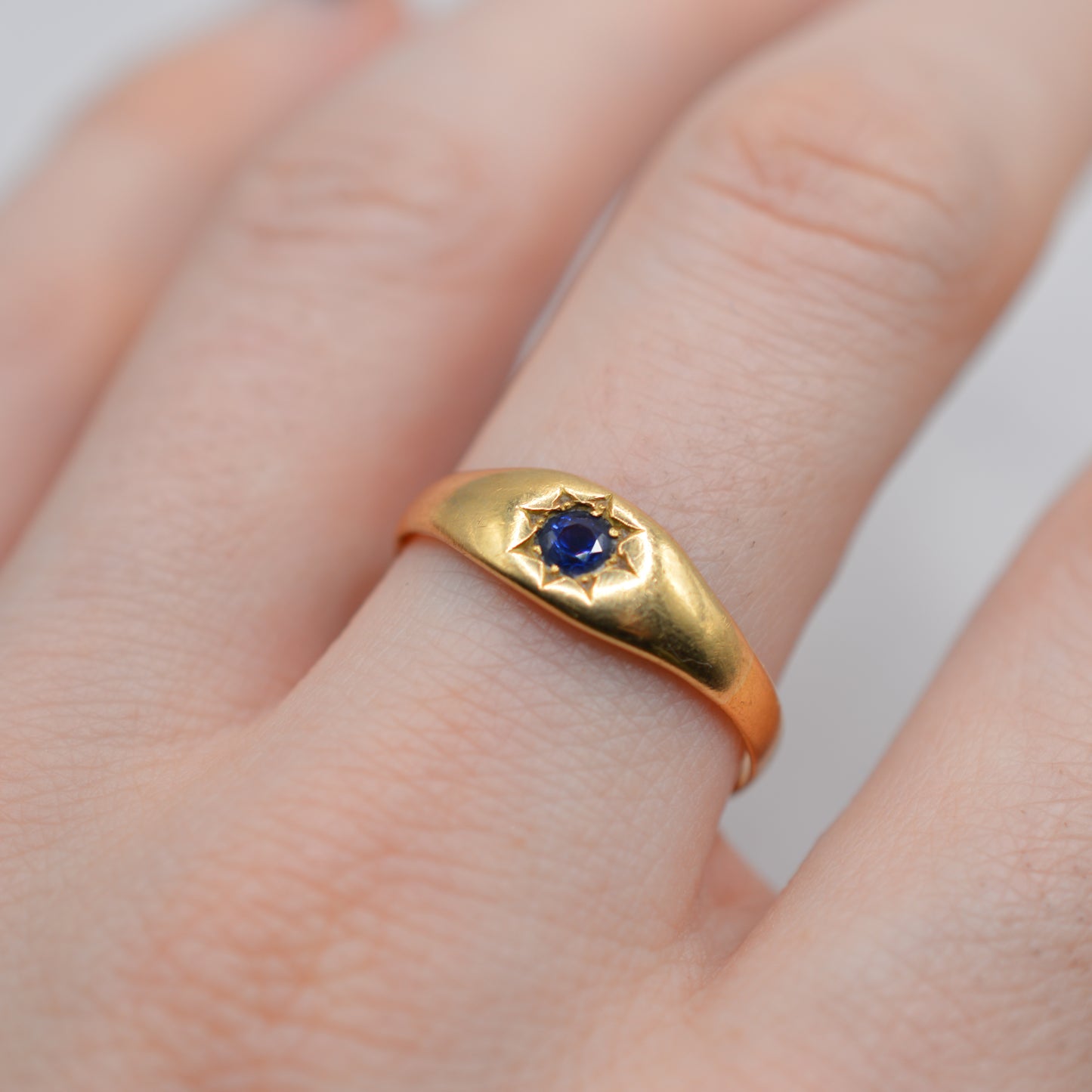 Victorian 1888 Antique 22ct Gold Sapphire Star-Set Dome Ring