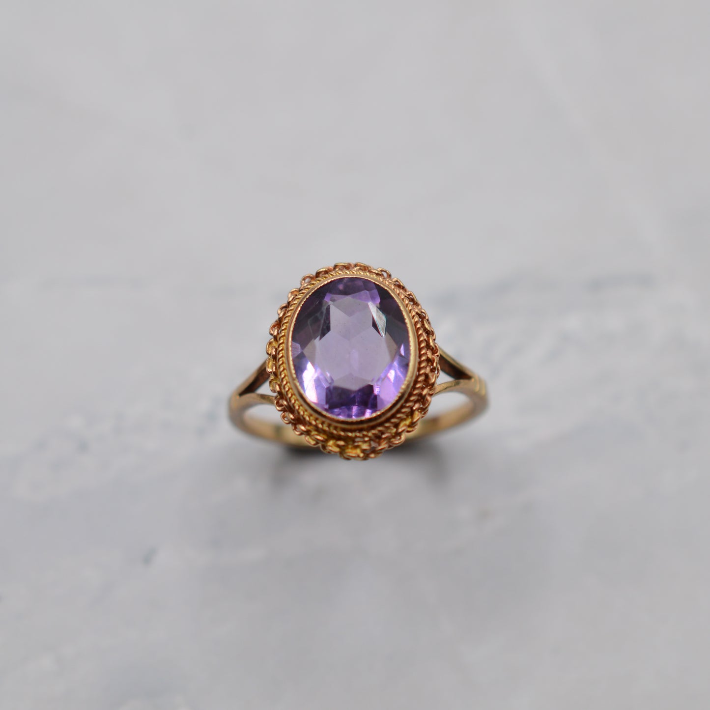 1960s Vintage 9ct Gold Amethyst Rope-Twist Ring