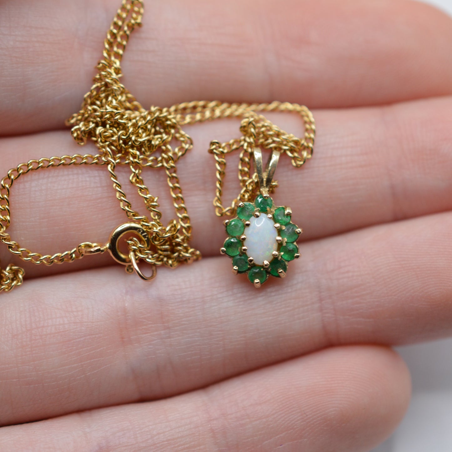 9ct Gold Opal & Emerald Cluster Pendant Necklace (17”)