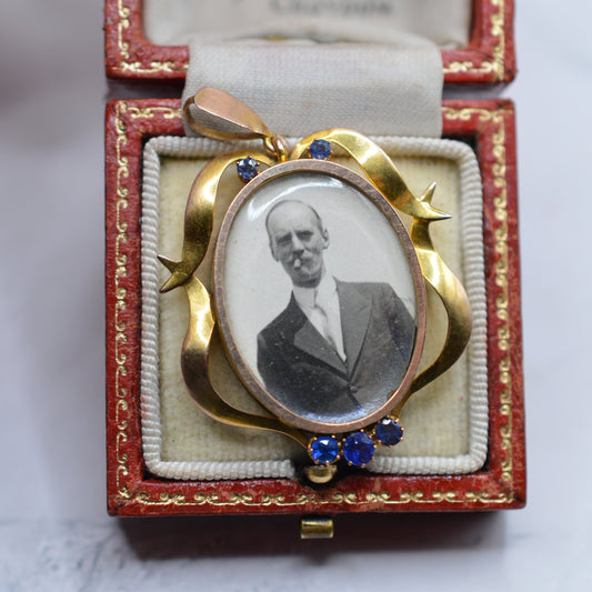Antique 9ct Gold Garnet-Doublet Photo Locket Pendant