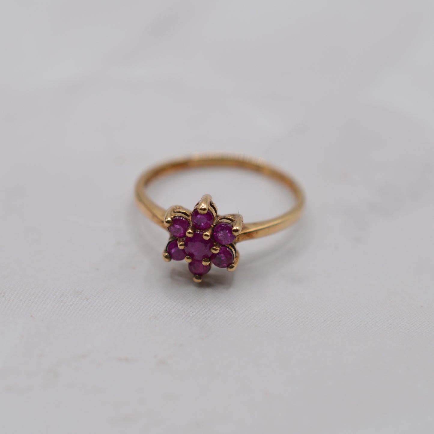 Y2K 2004 9ct Gold Ruby Floral Cluster Ring