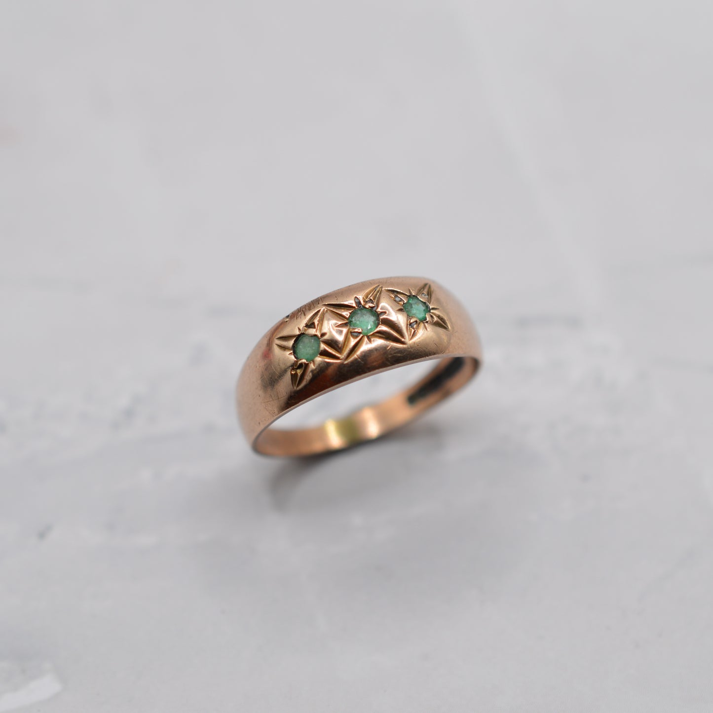 1990s 9ct Gold Emerald Gypsy Ring