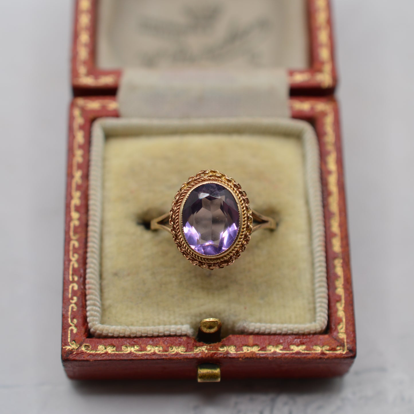 1960s Vintage 9ct Gold Amethyst Rope-Twist Ring