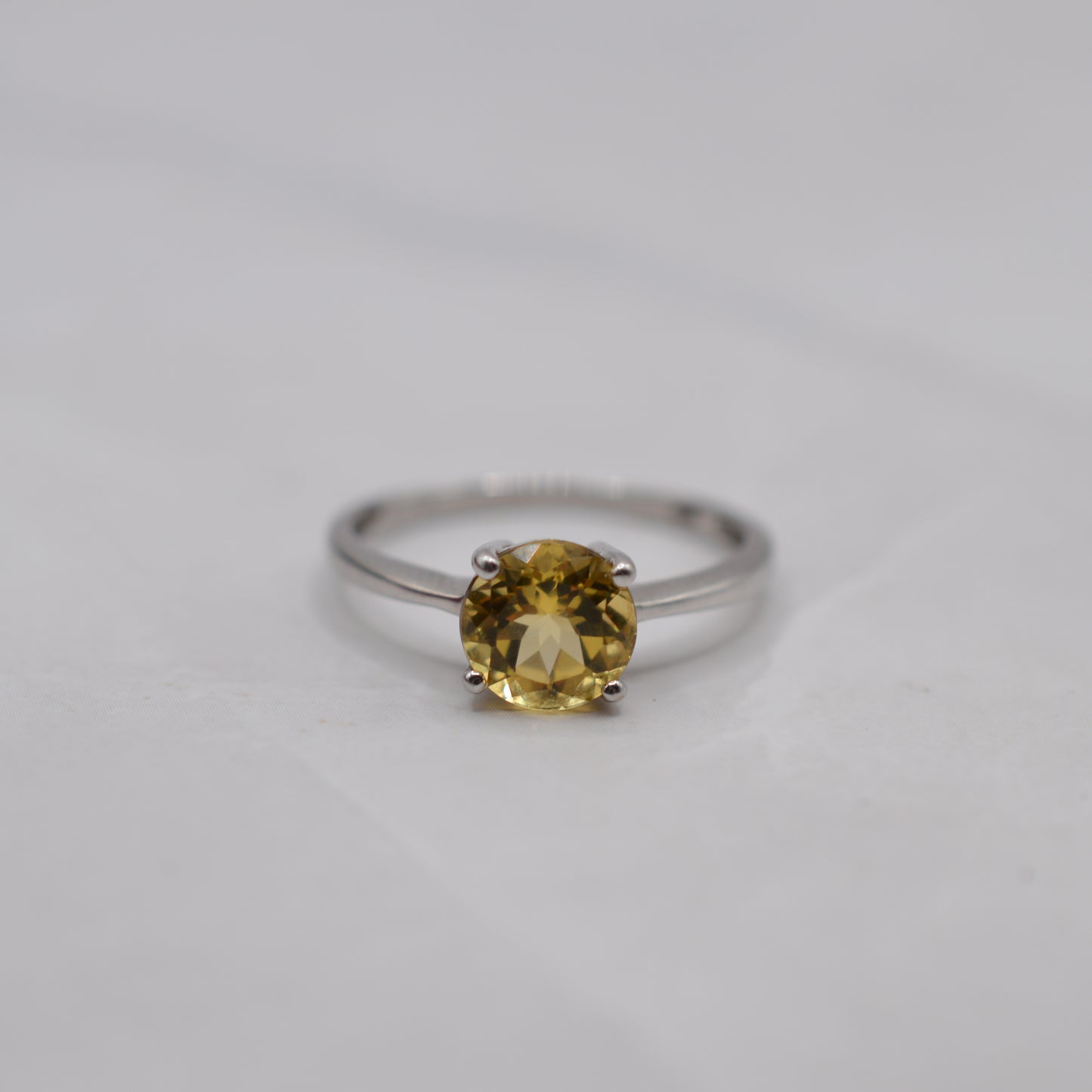 9ct White Gold Lemon Quartz Ring