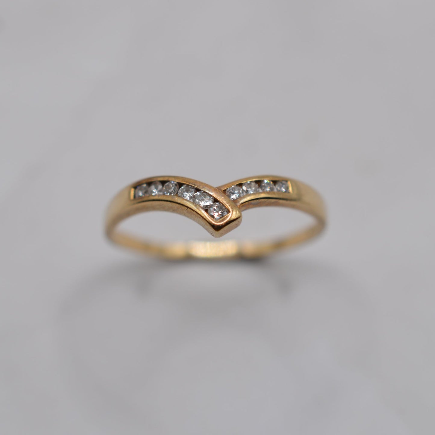 1980s Vintage 9ct Gold Diamond Wishbone Ring