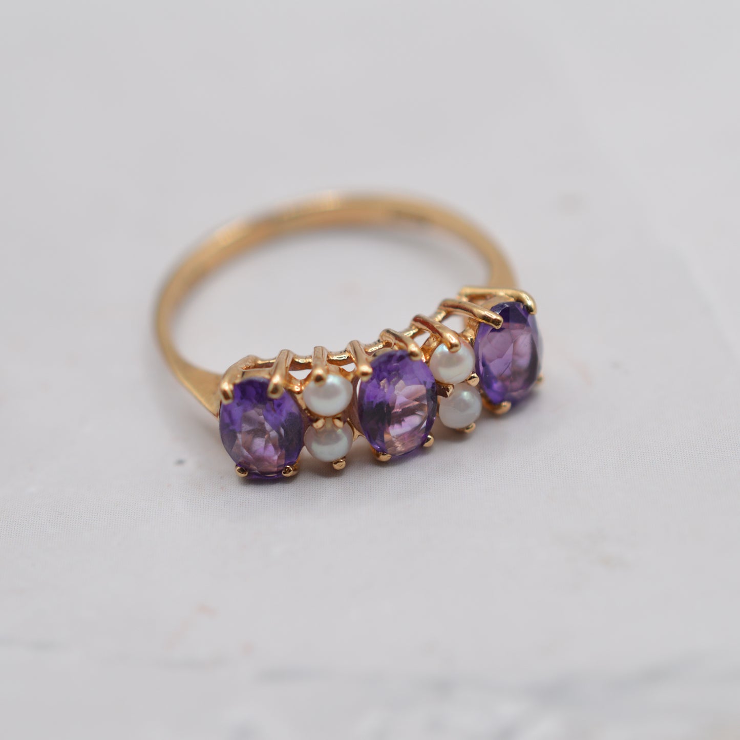 1980s 9ct Gold Amethyst & Pearl Seven-Stone Ring