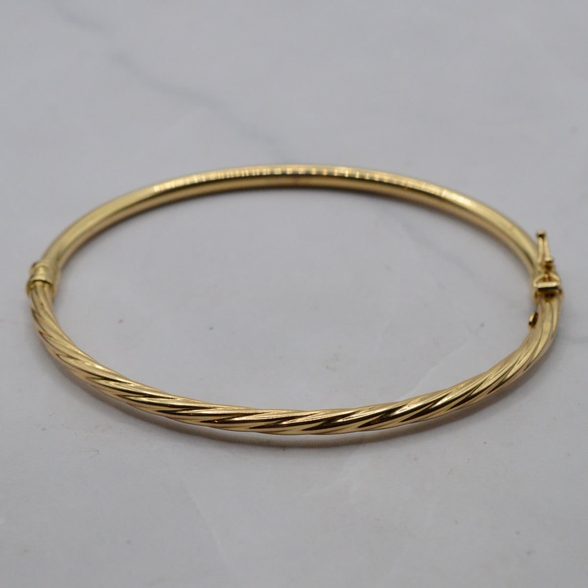 1990s 9ct Gold Twist Bangle Bracelet
