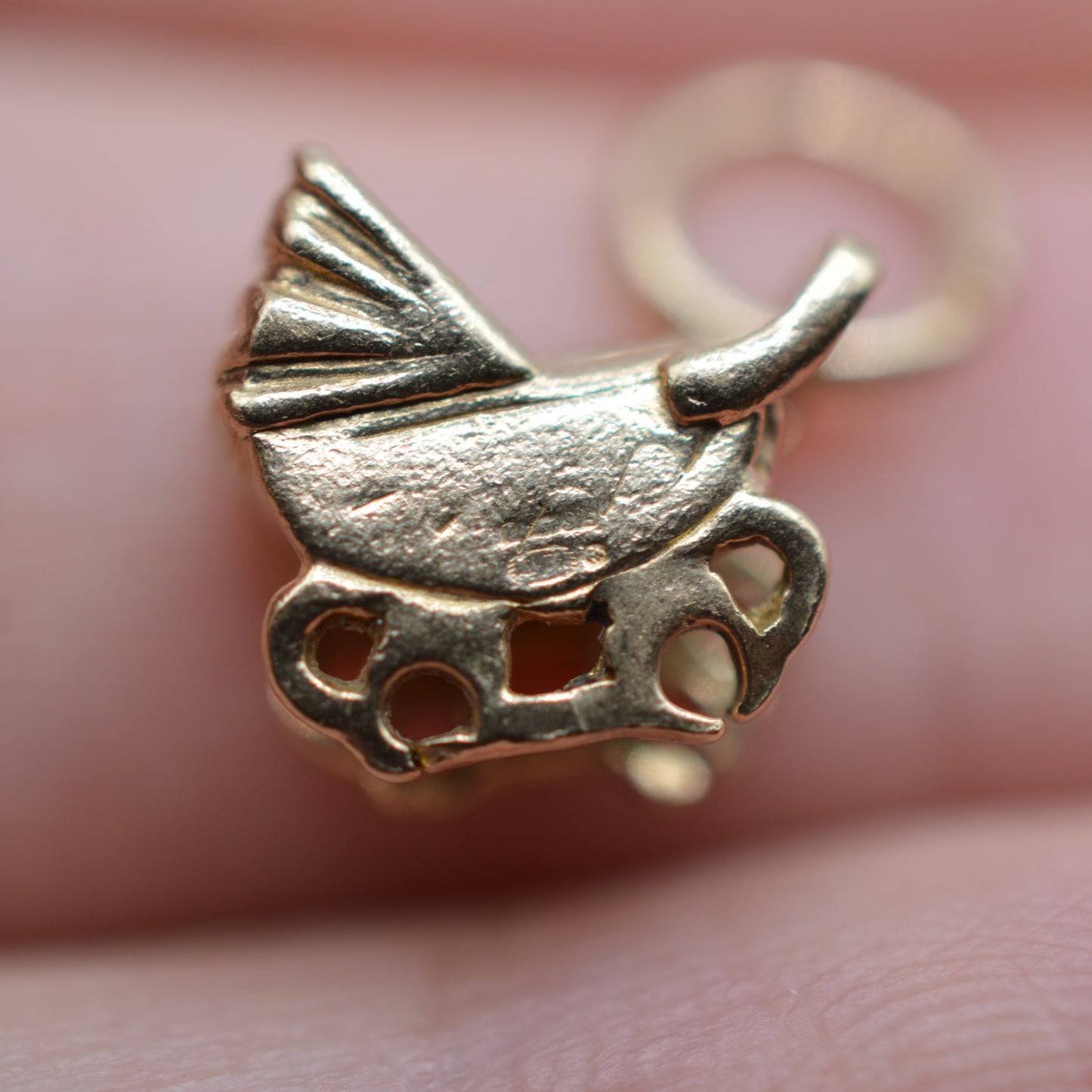 Vintage 9ct Gold Baby Carriage Charm