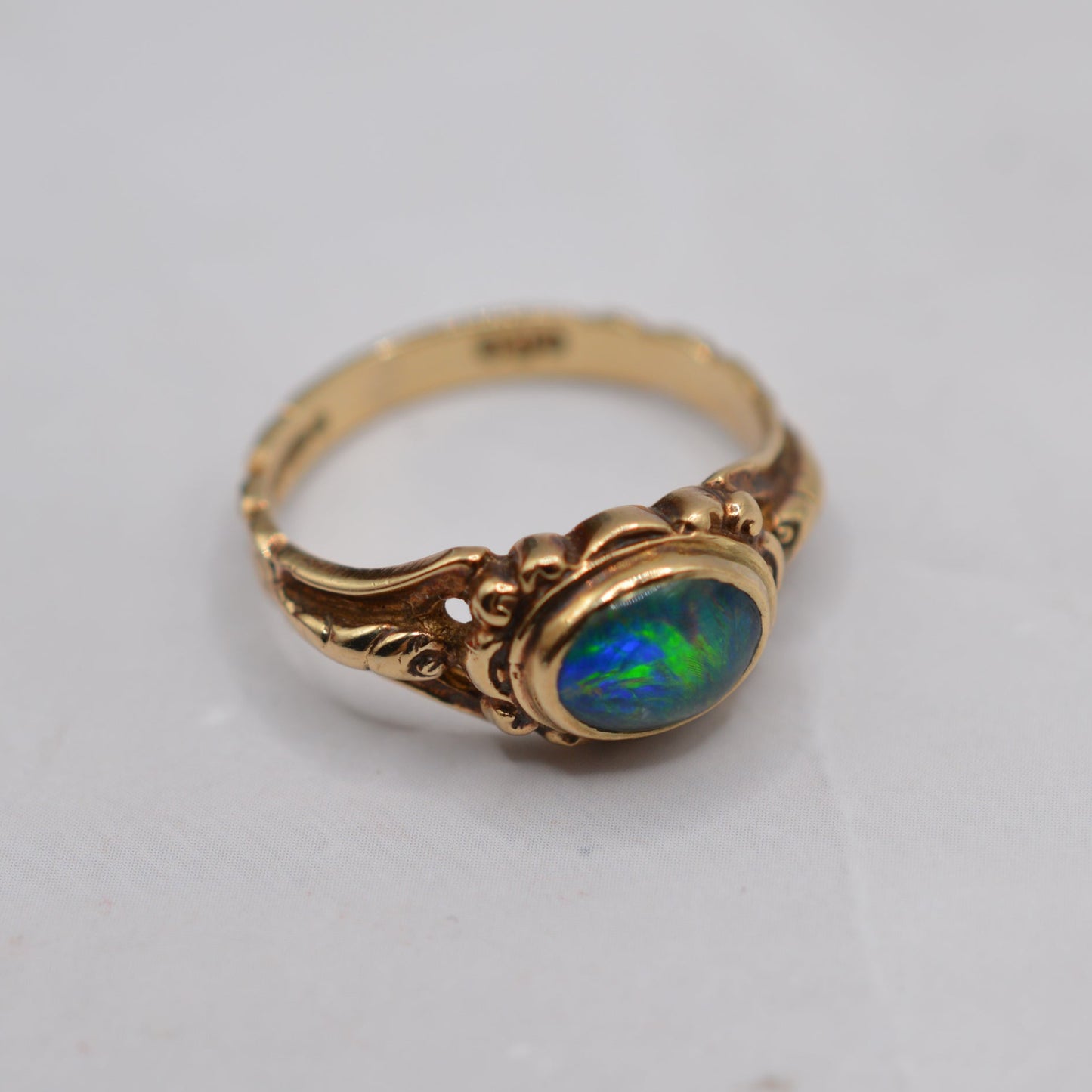 1970s Vintage 9ct Gold Opal Triplet Bezel Ring