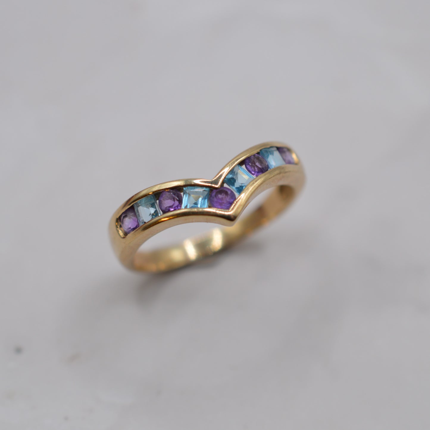 9ct Gold Topaz & Amethyst Wishbone Ring