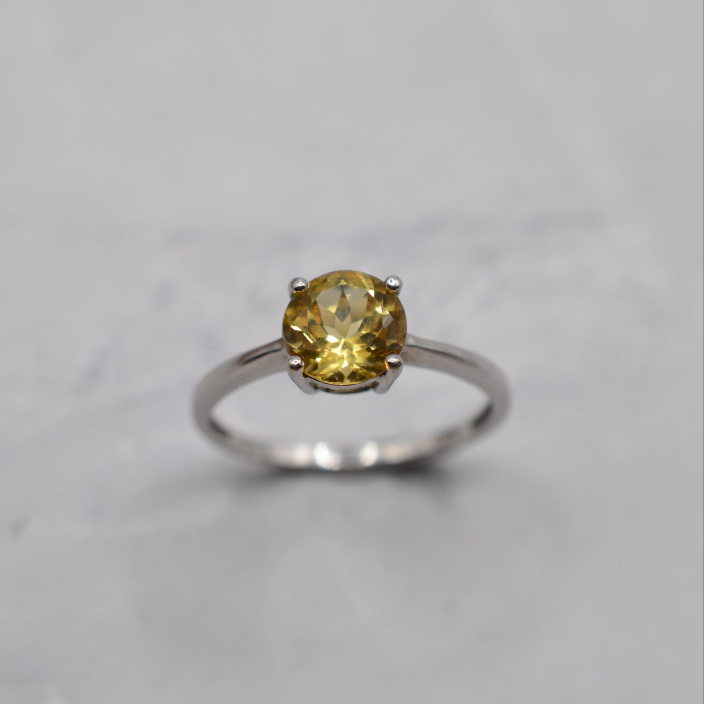9ct White Gold Lemon Quartz Ring