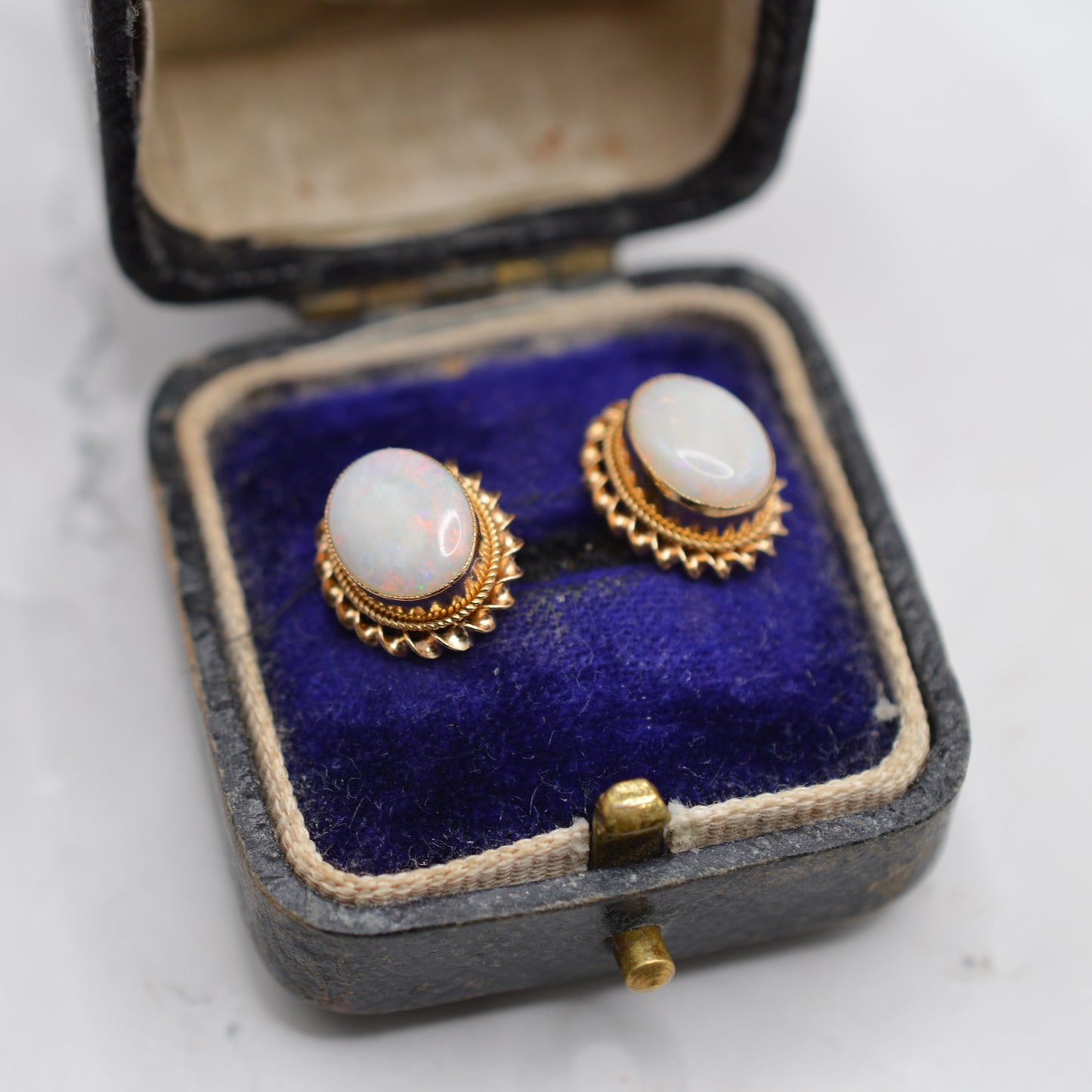 1990s 9ct Gold Opal Stud Earrings with Rope-Twist Border