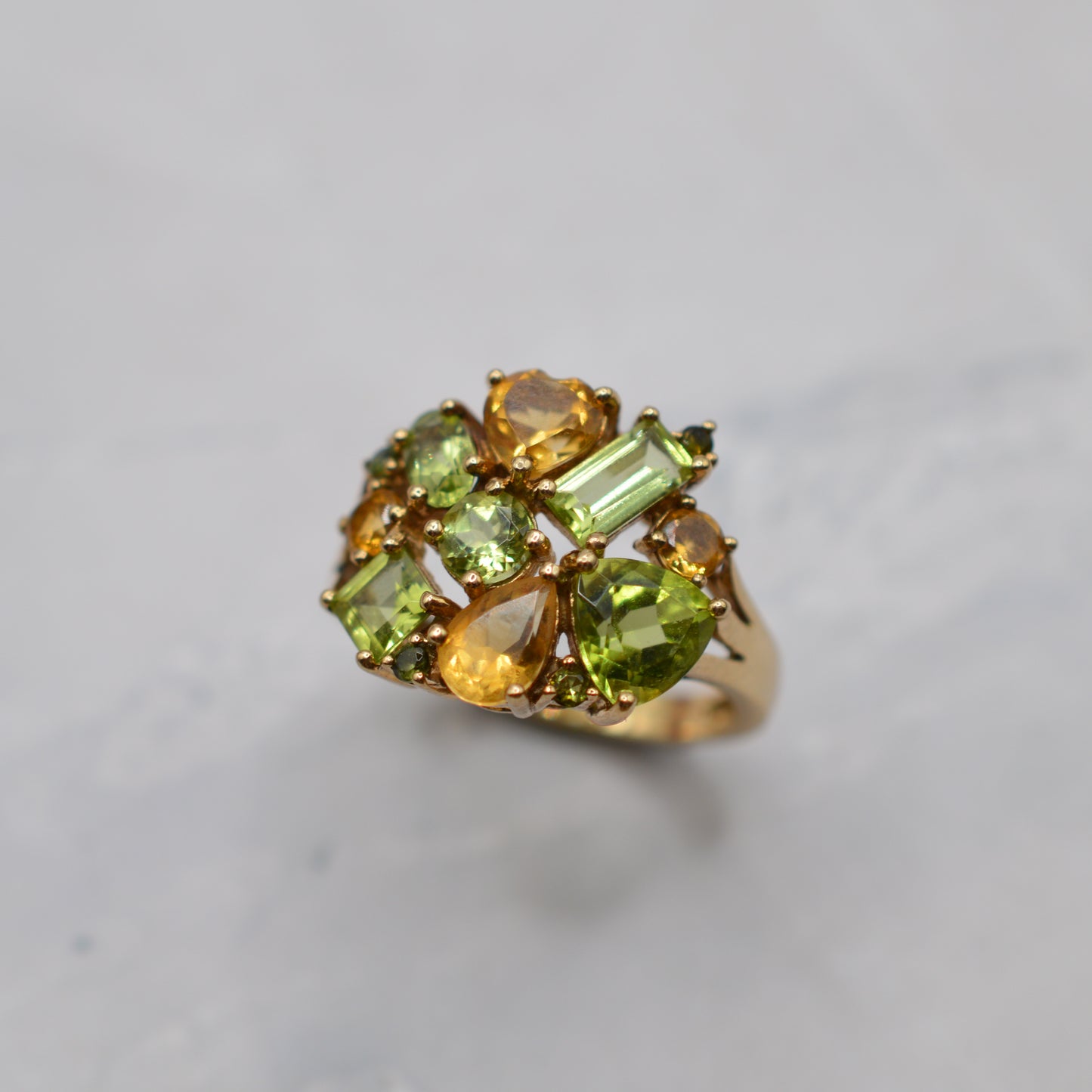 Y2K Chunky 9ct Gold Citrine & Peridot Cluster Ring
