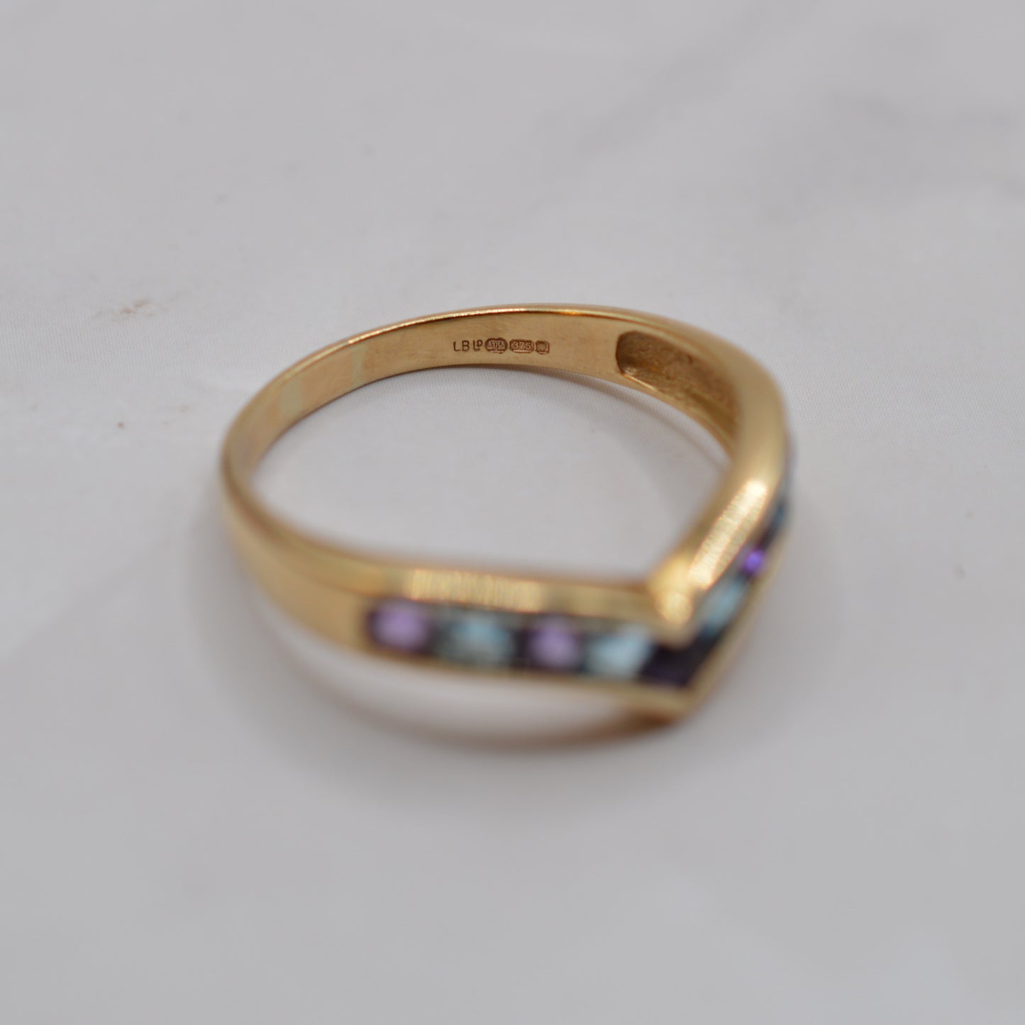 9ct Gold Topaz & Amethyst Wishbone Ring
