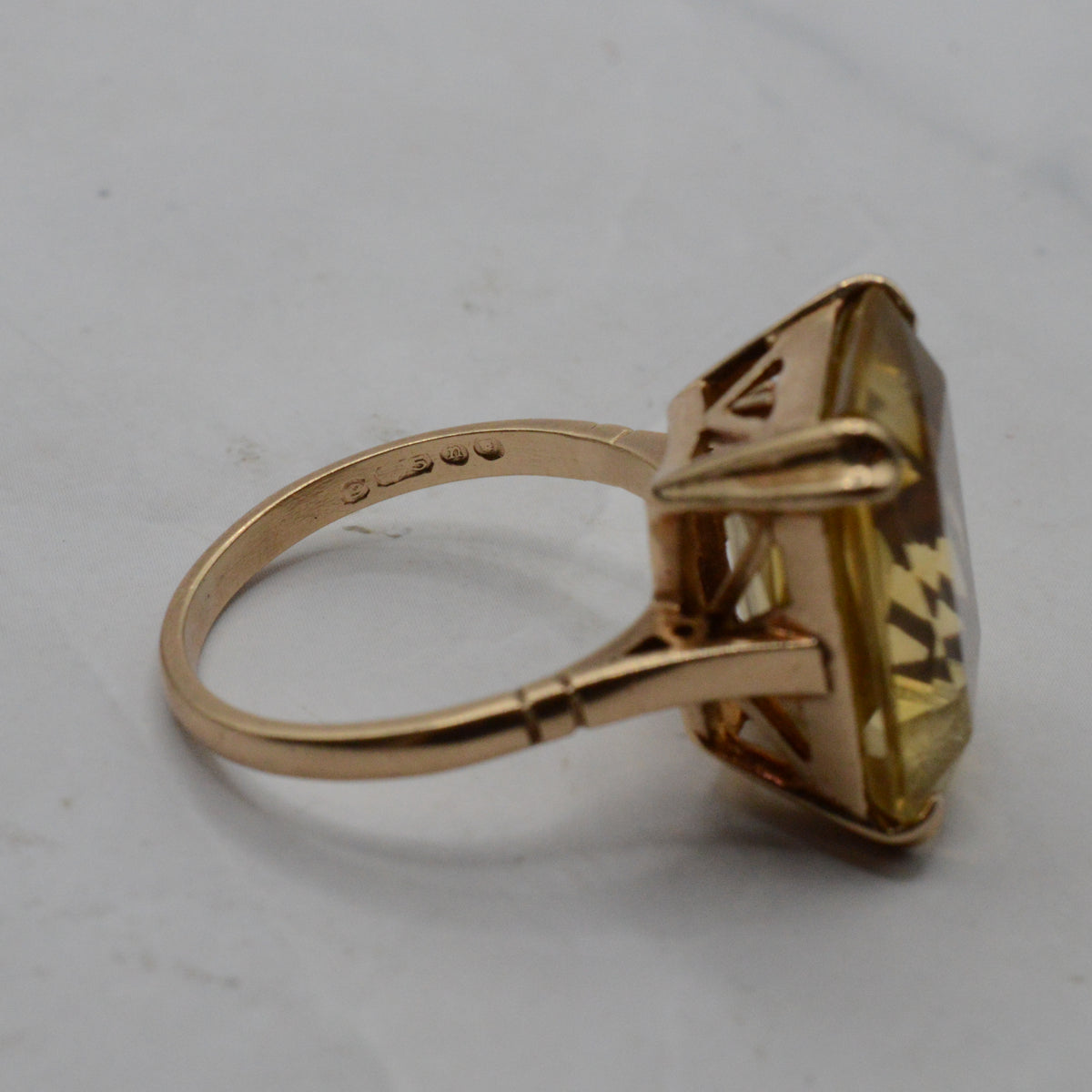 1960s Vintage Chunky 9ct Gold ~15ct Citrine Ring