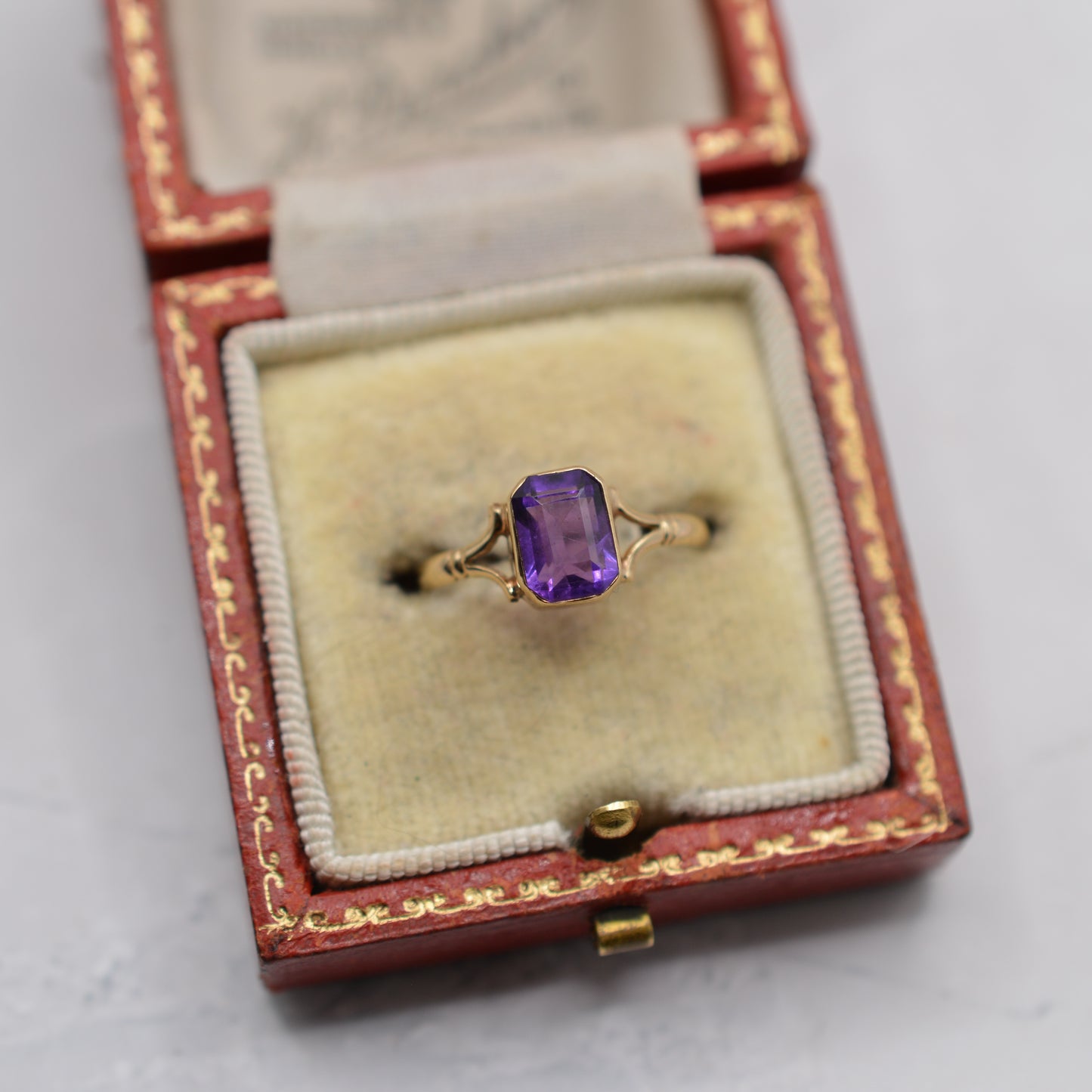 1980s 9ct Gold Emerald-Cut Amethyst Ring