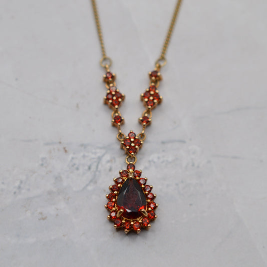 9ct Gold Garnet Cluster Necklace (15-18”)