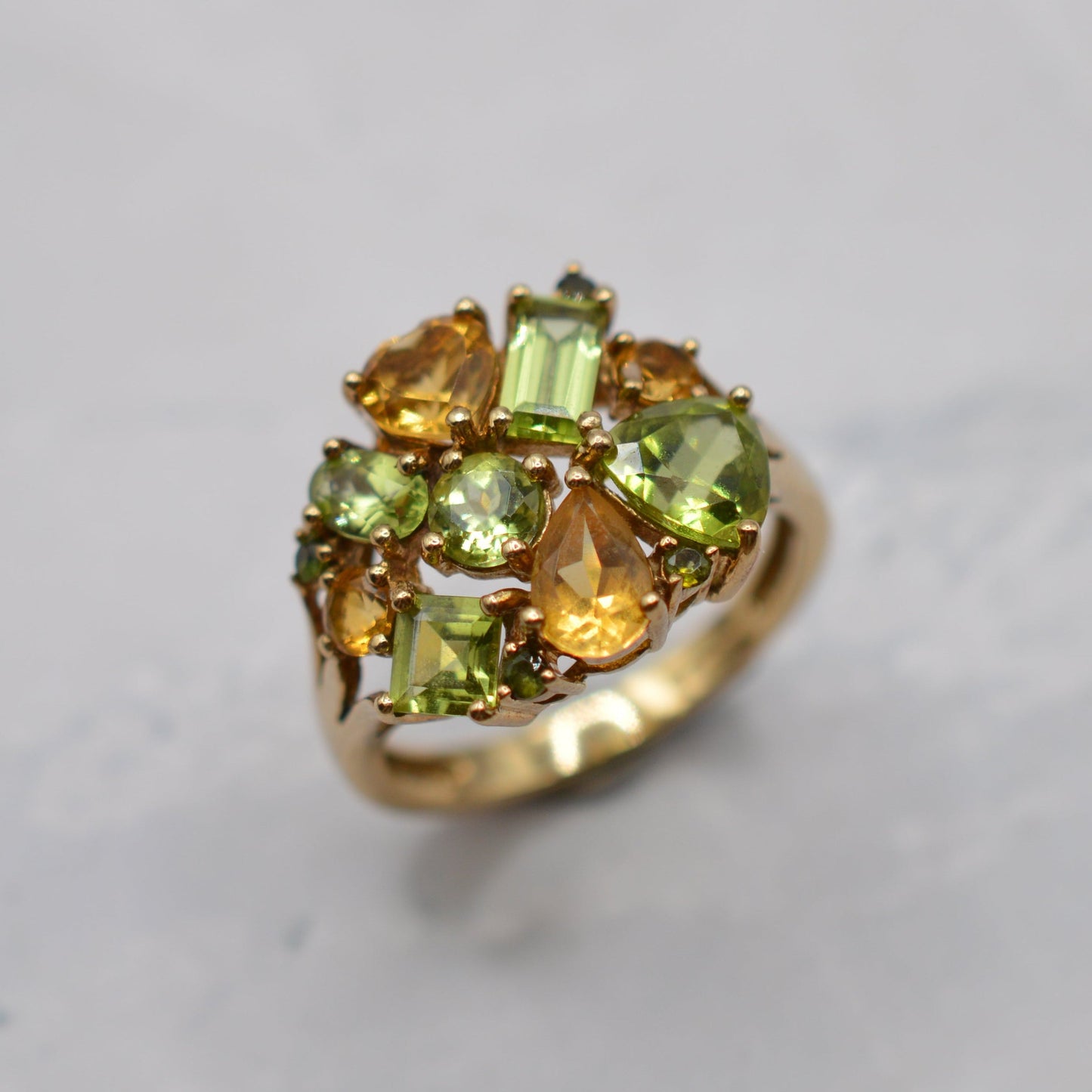 Y2K Chunky 9ct Gold Citrine & Peridot Cluster Ring