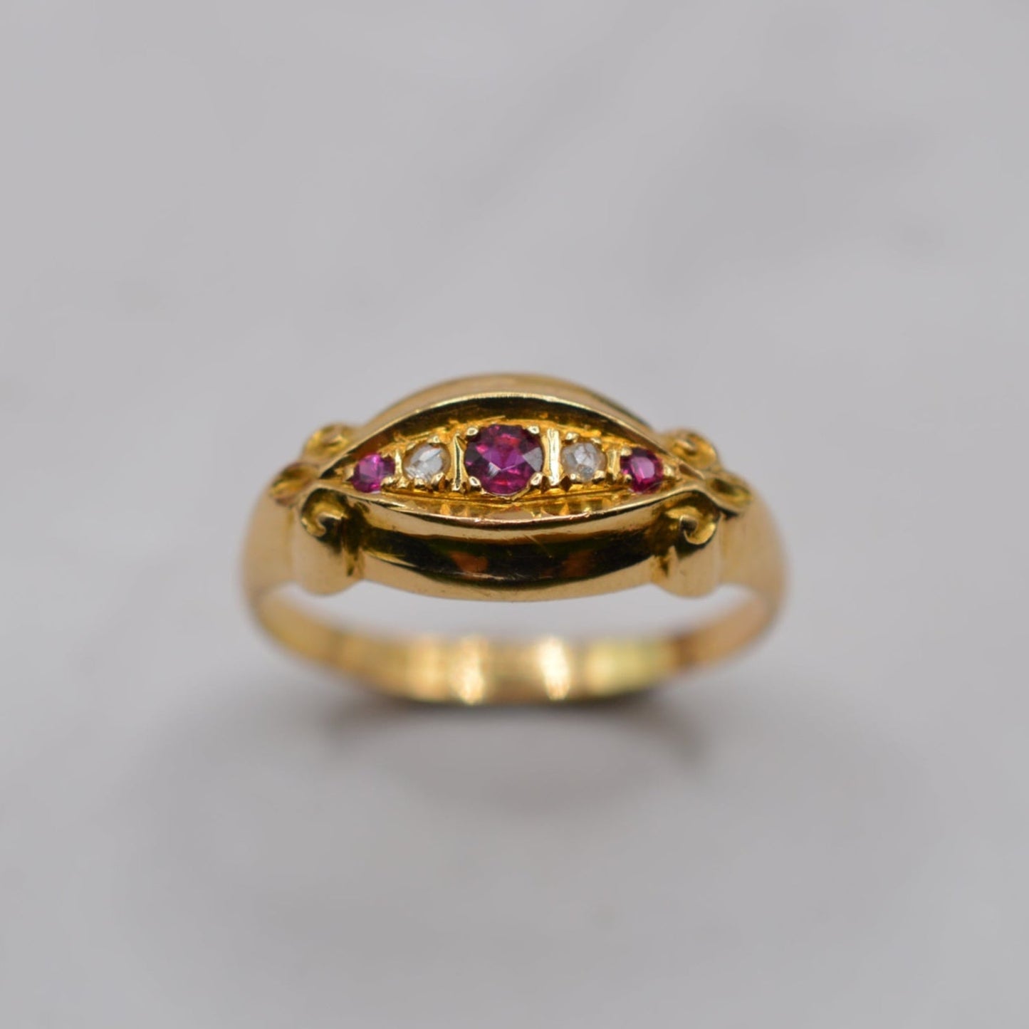 Antique 1918 18ct Gold Ruby & Diamond Five-Stone Boat Ring