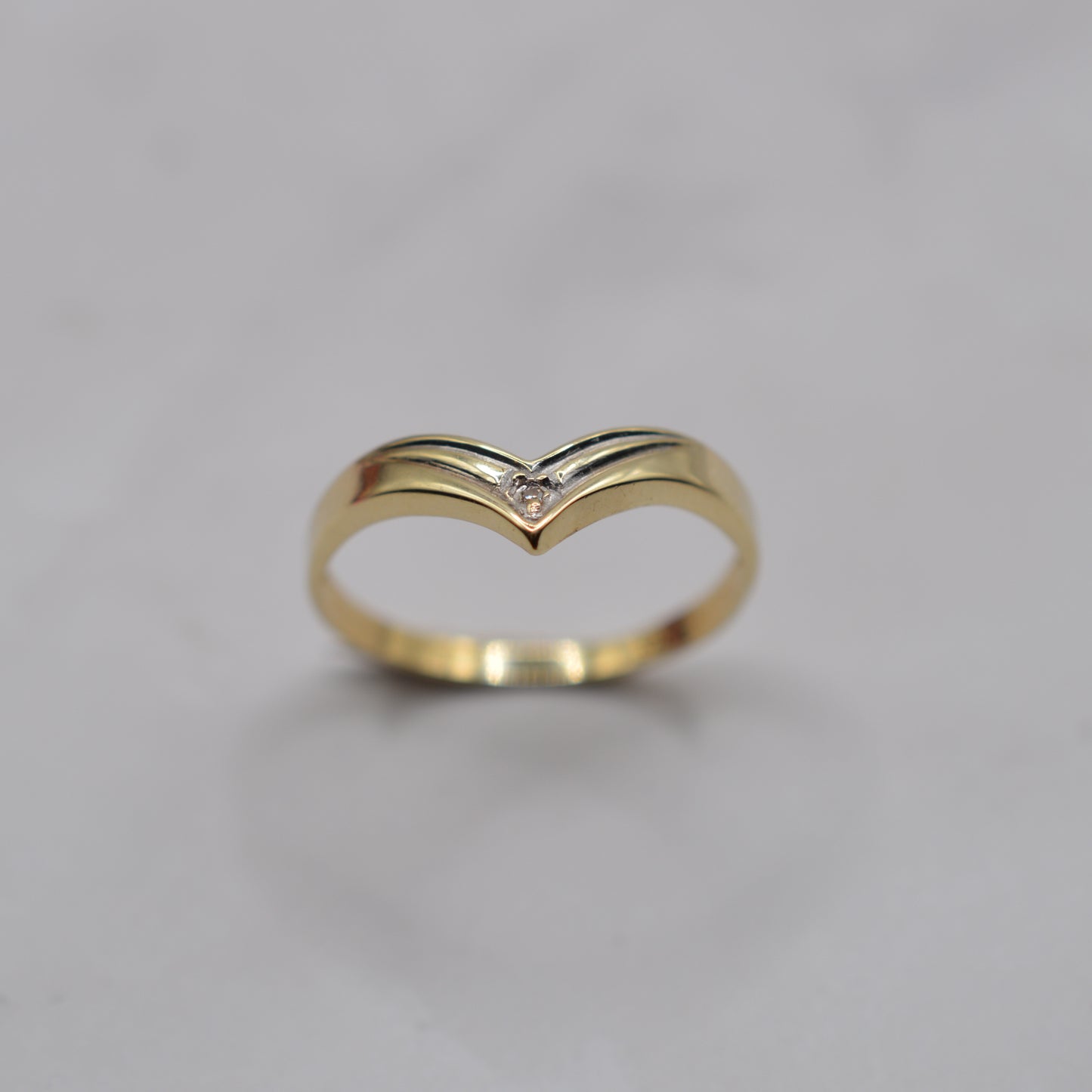 9ct Gold Diamond Wishbone Ring