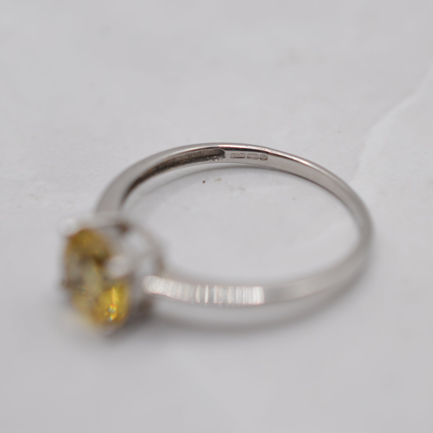 9ct White Gold Lemon Quartz Ring