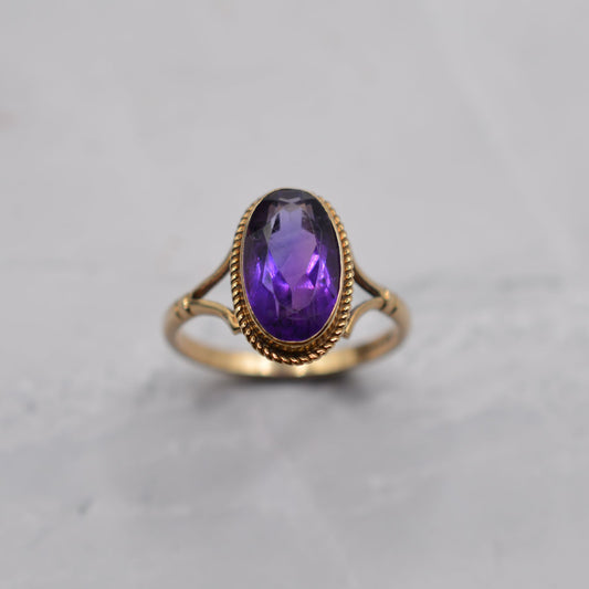 1990s 9ct Gold Amethyst Solitaire Ring
