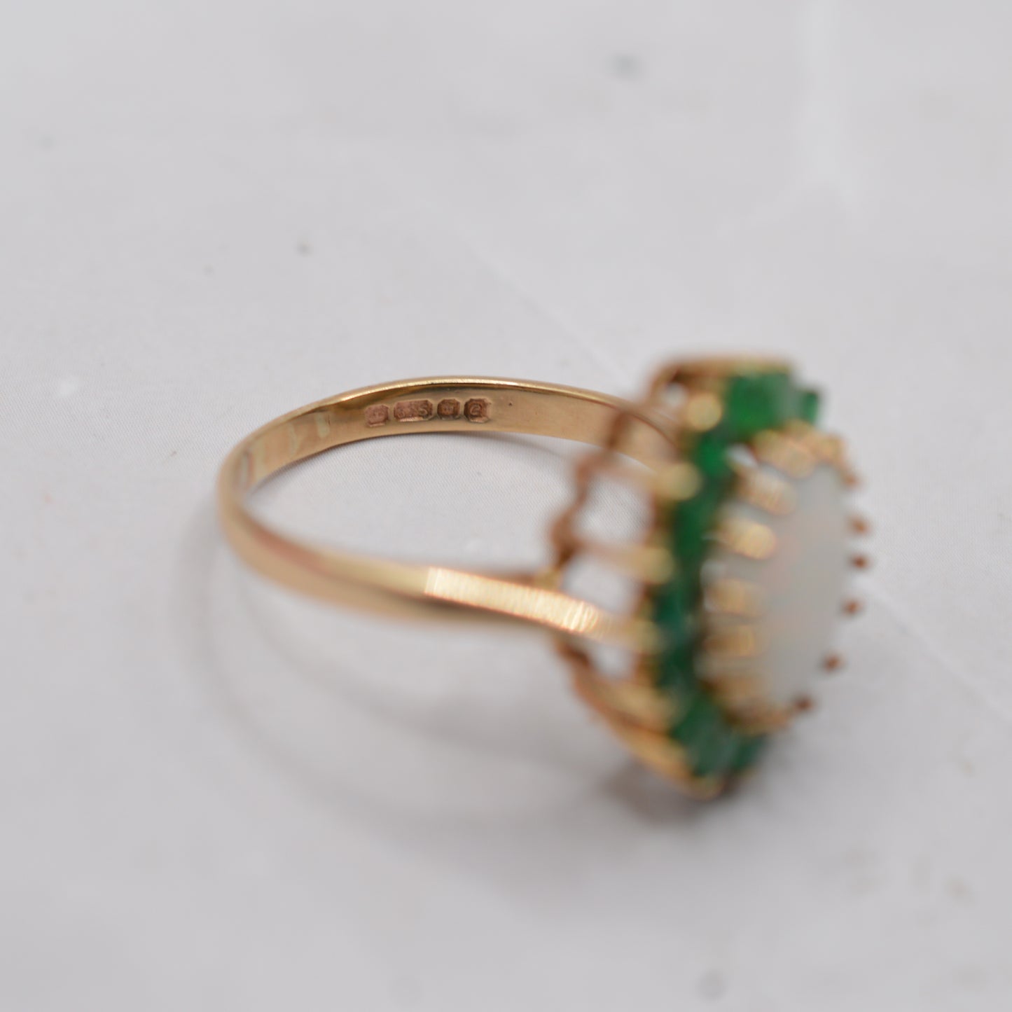 1970s Vintage Chunky 9ct Gold Opal & Emerald Cluster Ring