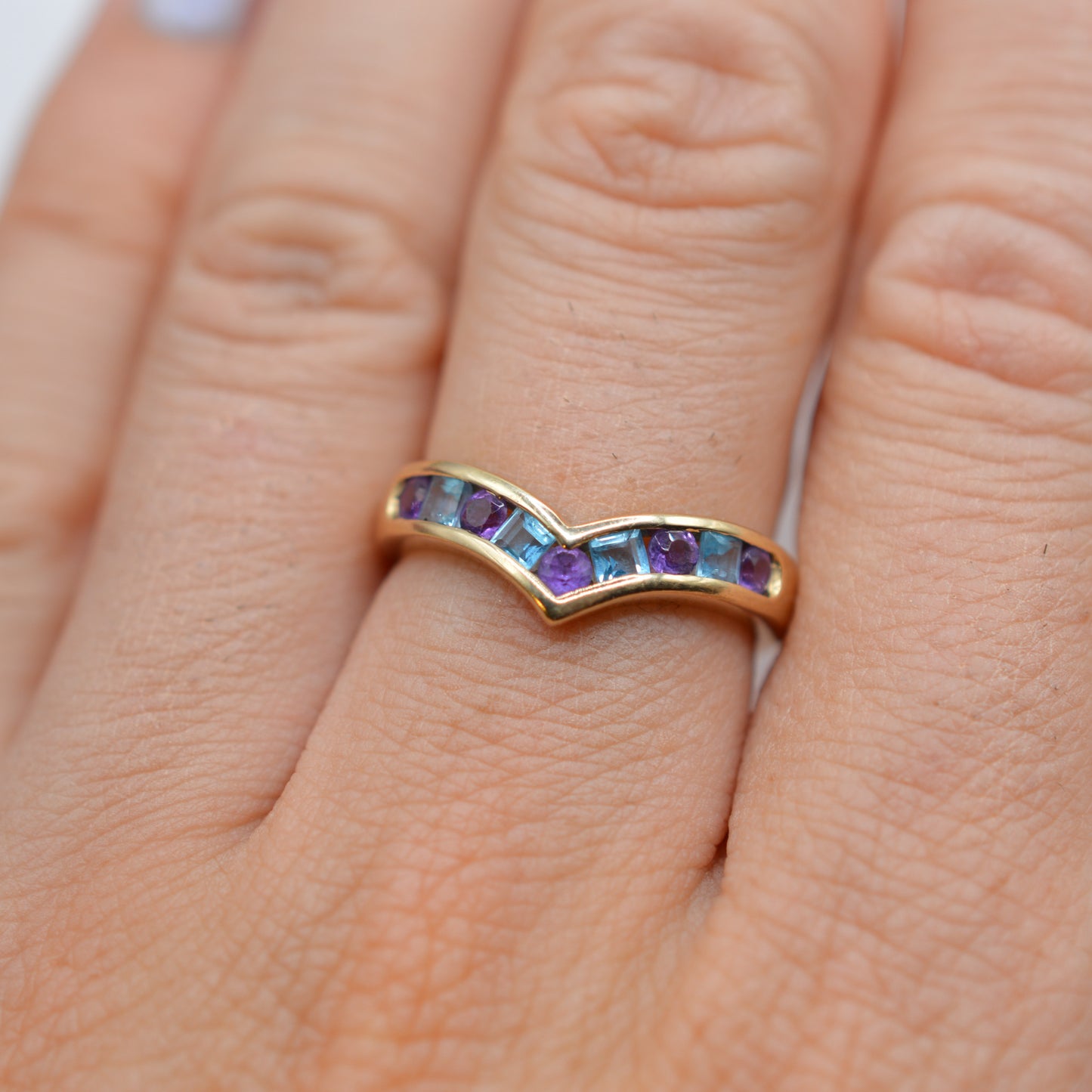 9ct Gold Topaz & Amethyst Wishbone Ring