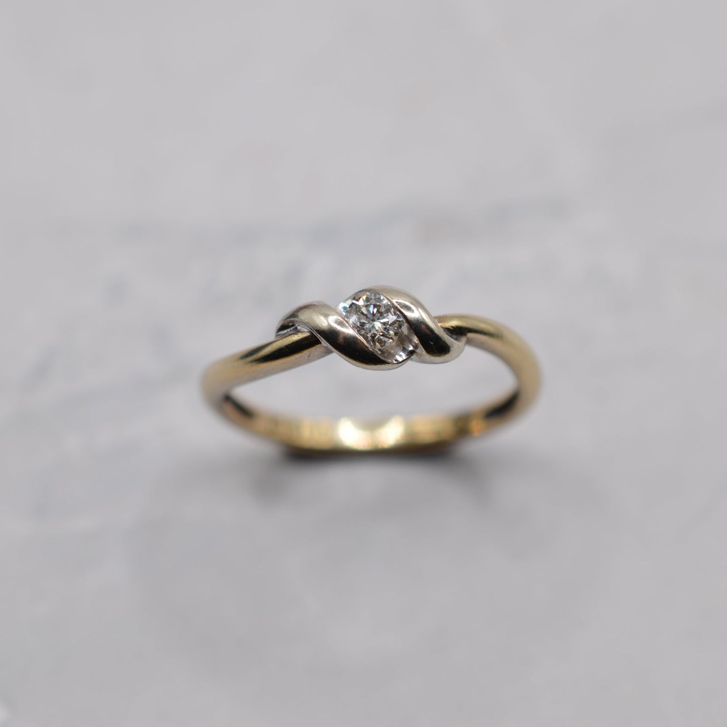 9ct Gold Diamond Twist Ring