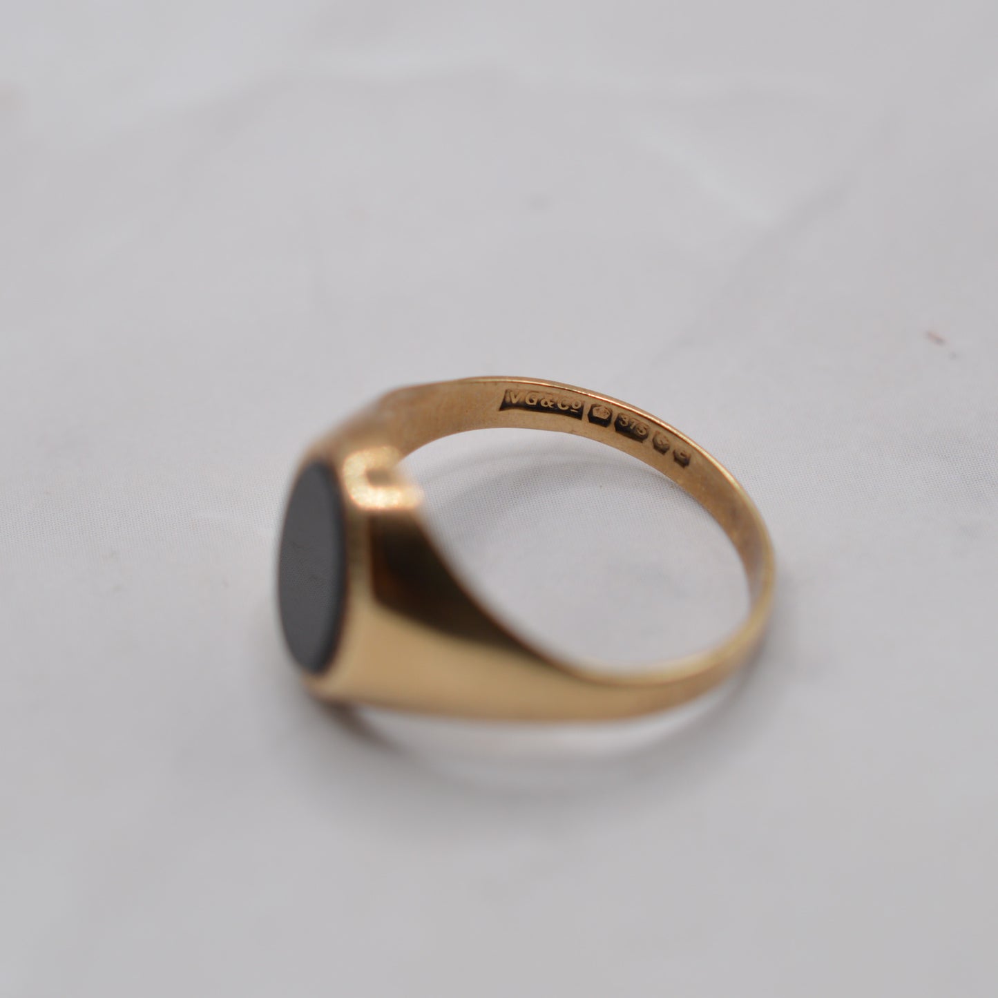 1970s Chunky Vintage 9ct Gold Onyx Signet Ring