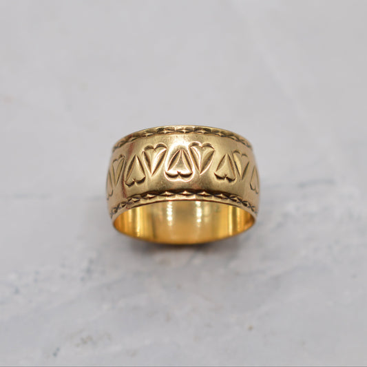 Mega Chunky 1980s 9ct Gold Heart-Engraved Band Ring