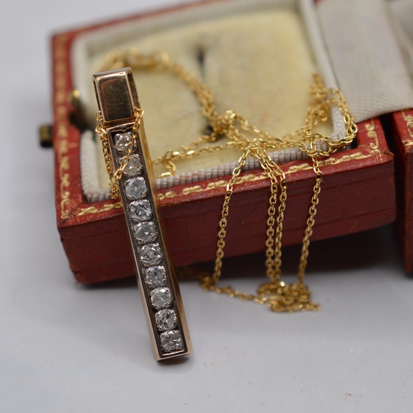 1980s 9ct Gold 0.50ct Diamond Pendant Necklace (18" Chain)