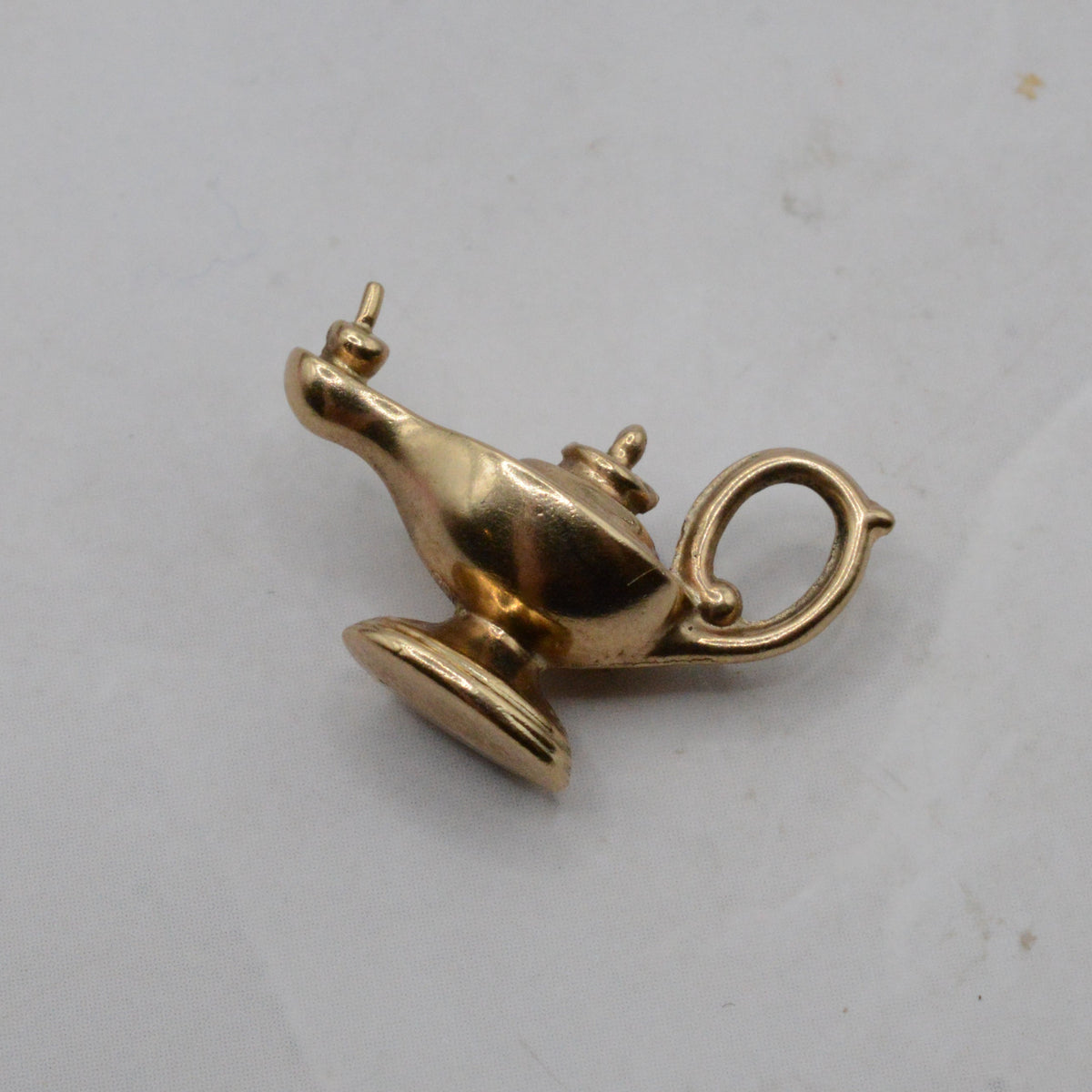 1970s Vintage 9ct Gold Genie Lamp Charm