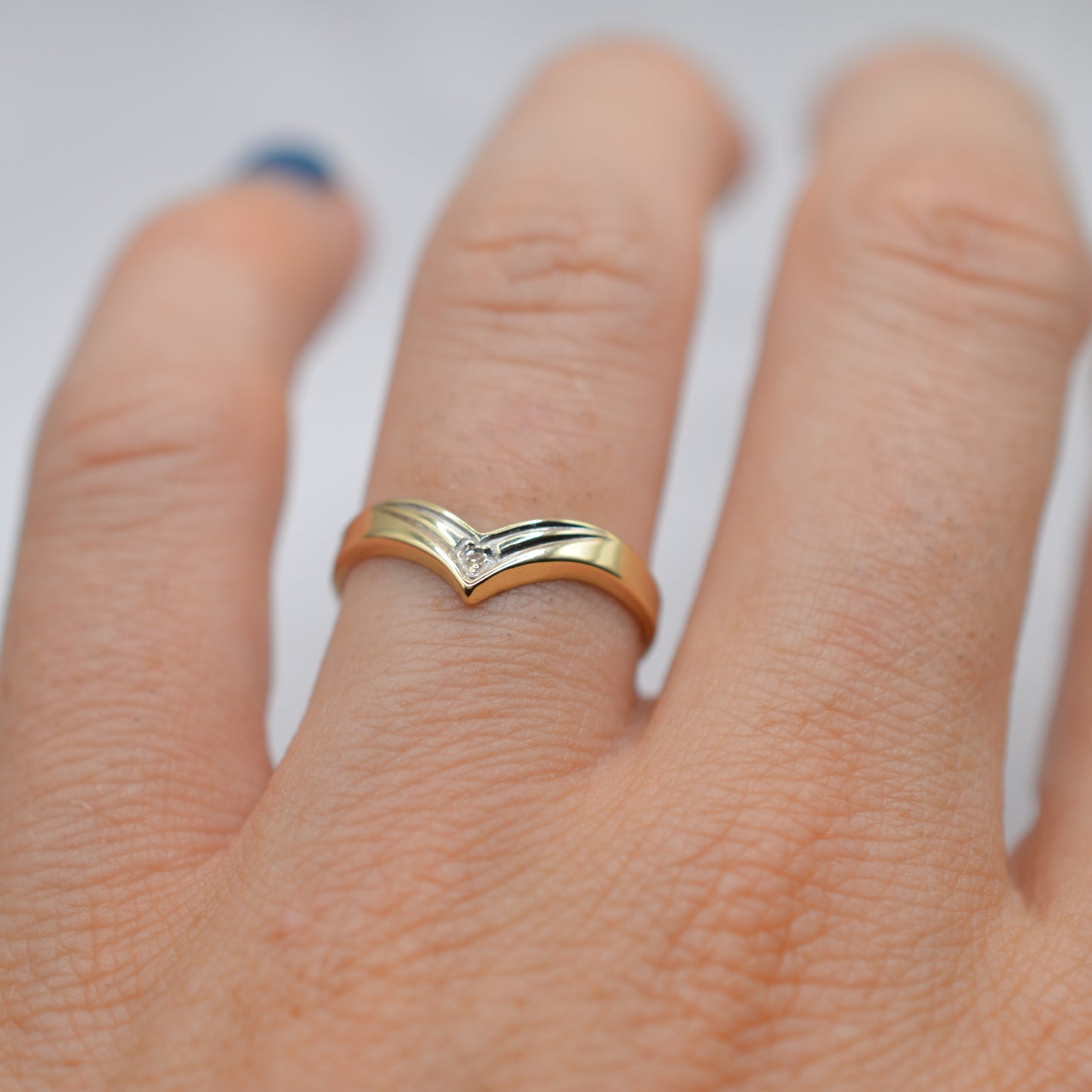 9ct Gold Diamond Wishbone Ring