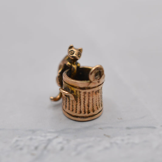 1980s Vintage 9ct Gold Articulated Cat & Dustbin Novelty Charm