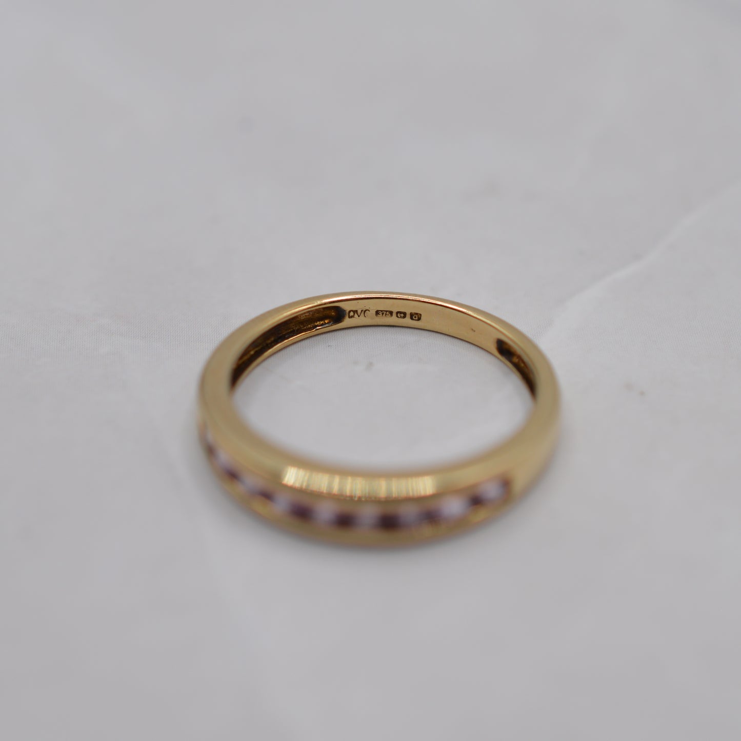 Y2K 9ct Gold Pink Sapphire Half-Eternity Ring