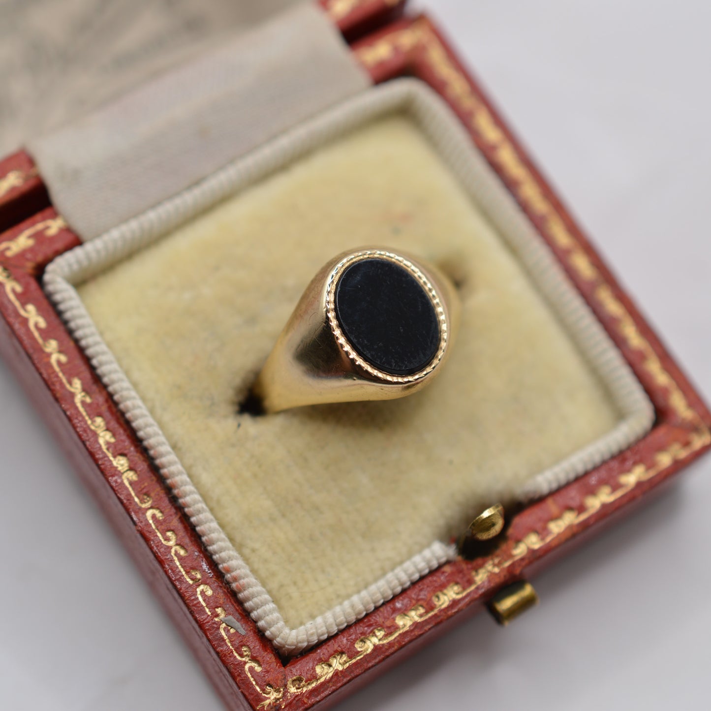 1970s Chunky Vintage 9ct Gold Onyx Signet Ring