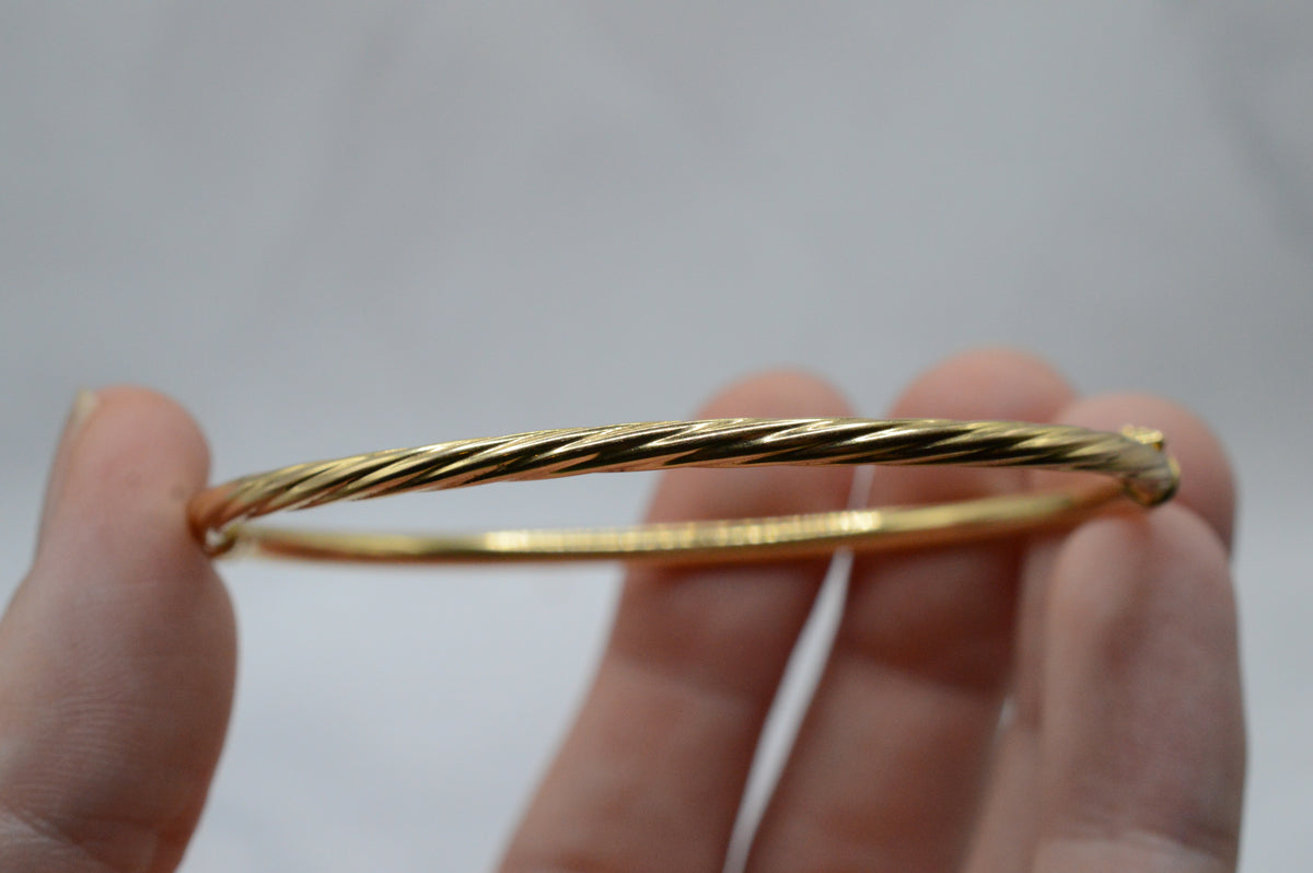 1990s 9ct Gold Twist Bangle Bracelet